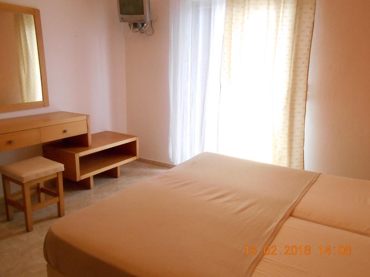 Doukas Hotel Skala Rachoni  Bagian luar foto
