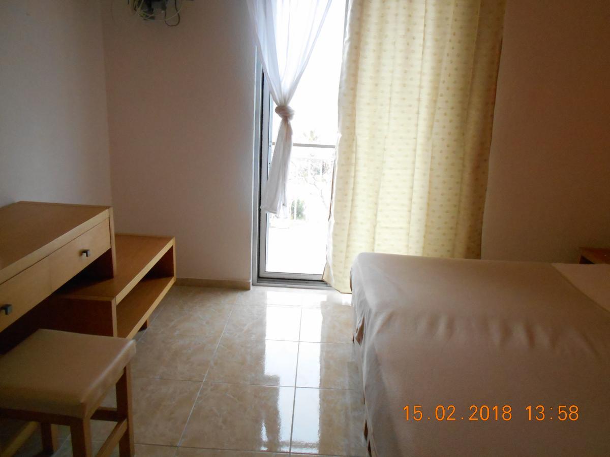 Doukas Hotel Skala Rachoni  Bagian luar foto
