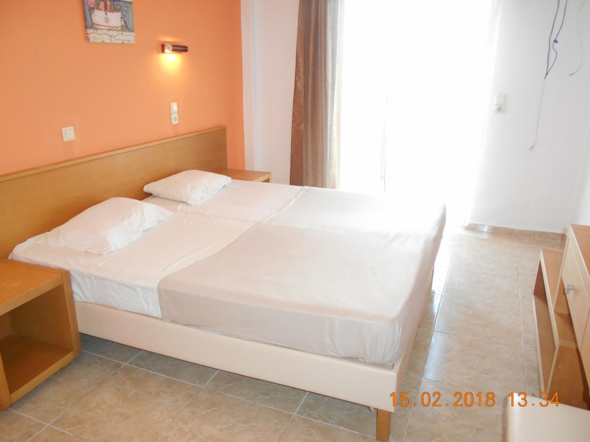 Doukas Hotel Skala Rachoni  Bagian luar foto