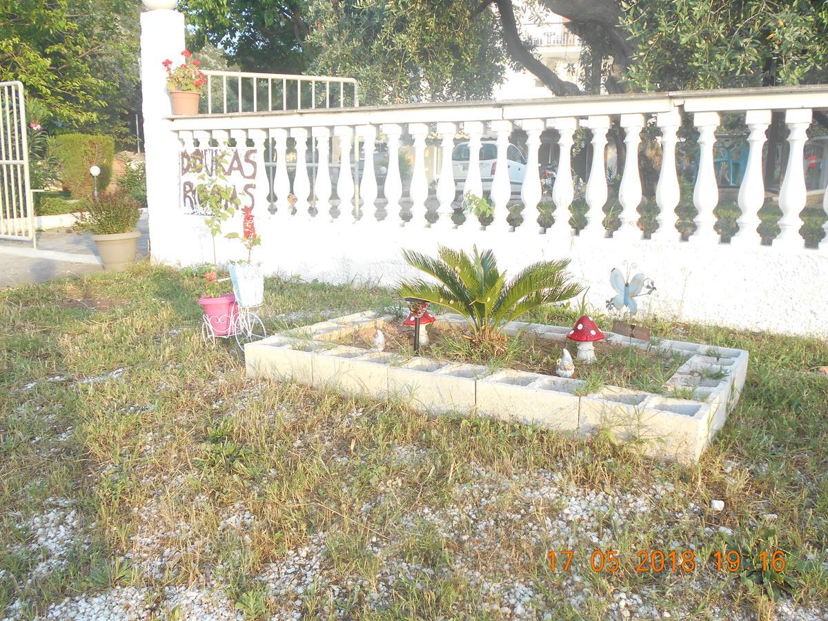 Doukas Hotel Skala Rachoni  Bagian luar foto